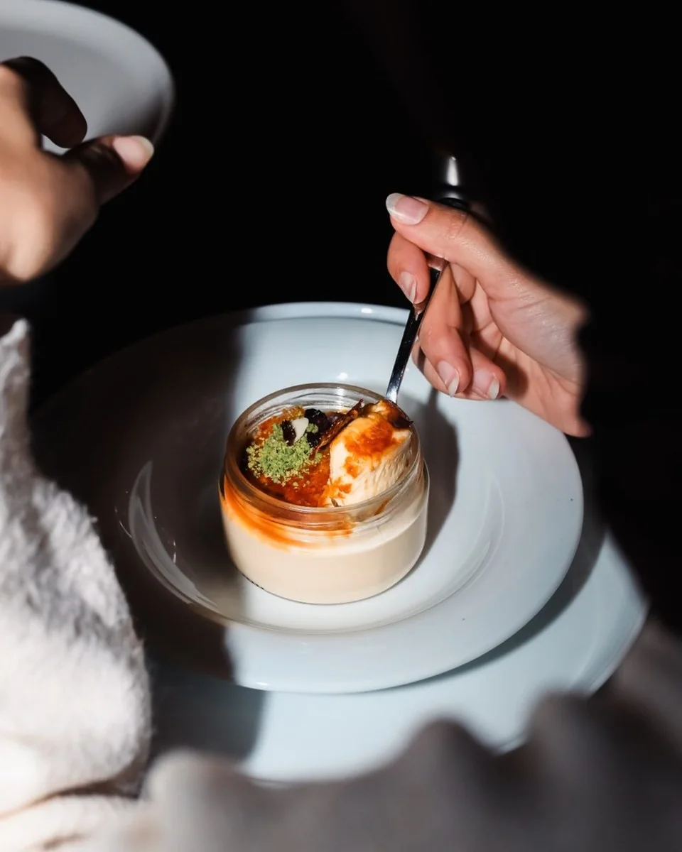 Klasik Crème Brûlée — Fransız Tatlısı Loka Studio Food