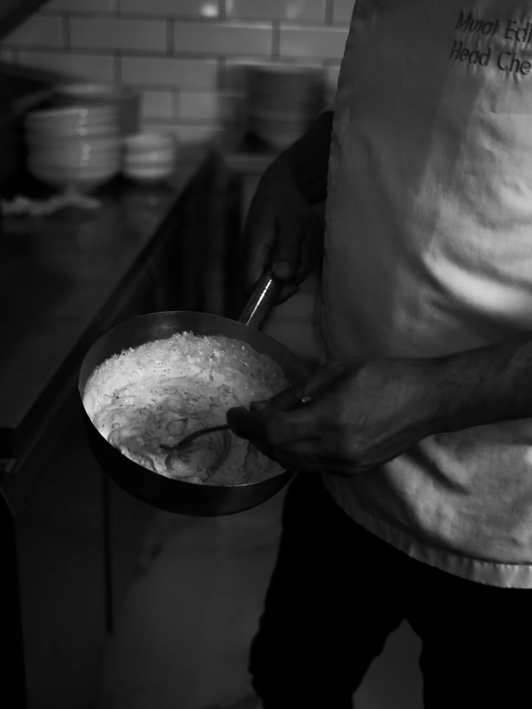 Tavada İpeksi Sos Pişirme Sanatı — Loka Mutfak Atölyesi